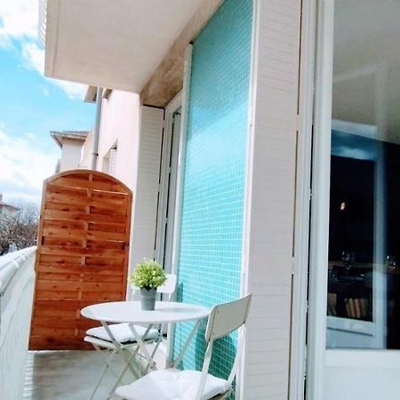 L'Echappee Belle Parking Apartment Авиньон Екстериор снимка