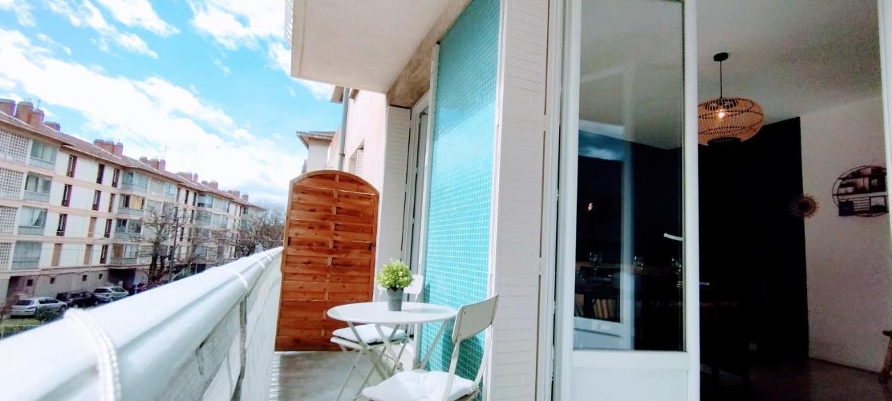 L'Echappee Belle Parking Apartment Авиньон Екстериор снимка