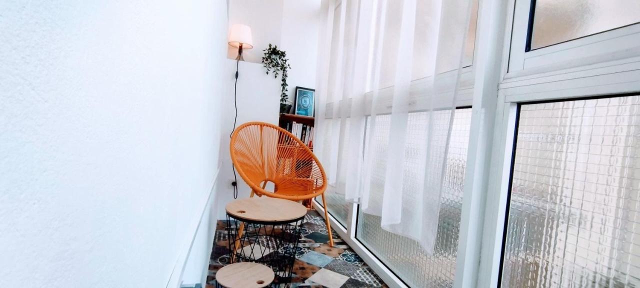 L'Echappee Belle Parking Apartment Авиньон Екстериор снимка